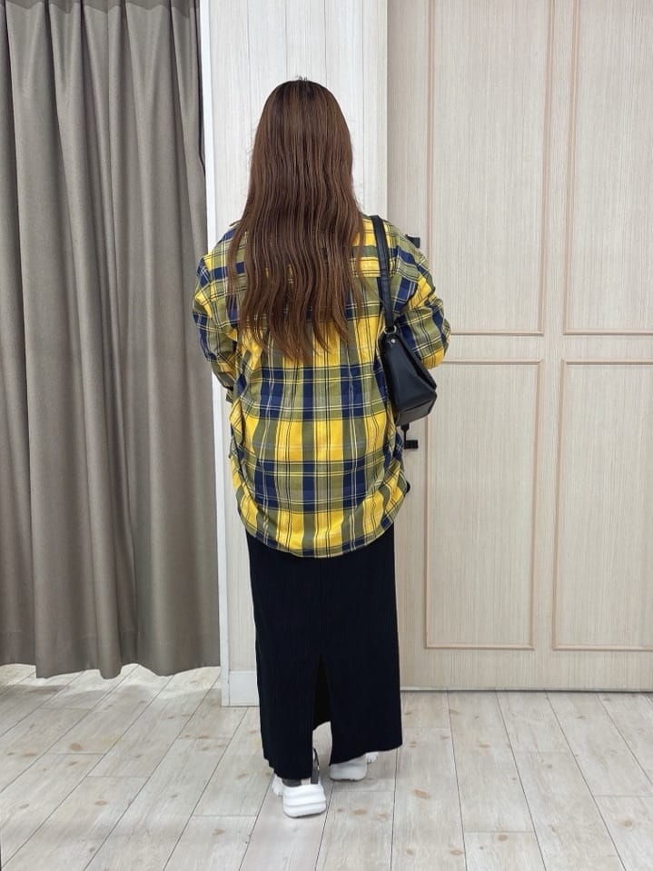 AMI55さんの「SHOO･LA･RUE｜【洗濯機可/S-LL】程よい抜け感 大人のチェックシャツ」を使ったコーディネート