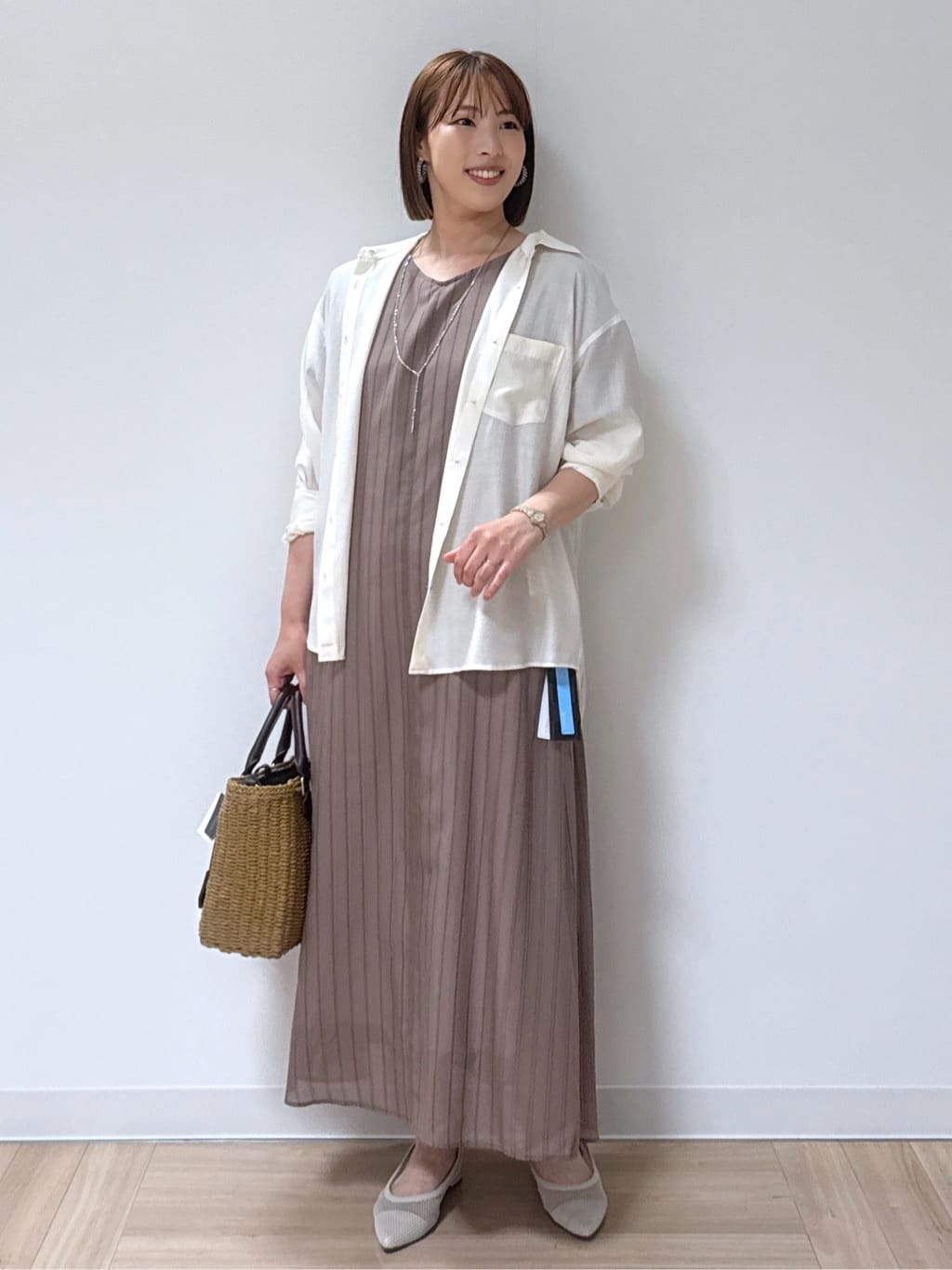 amiさんの「Reflect｜◆【マシンウォッシュ可】3WAYシアーシャツブラウス」を使ったコーディネート