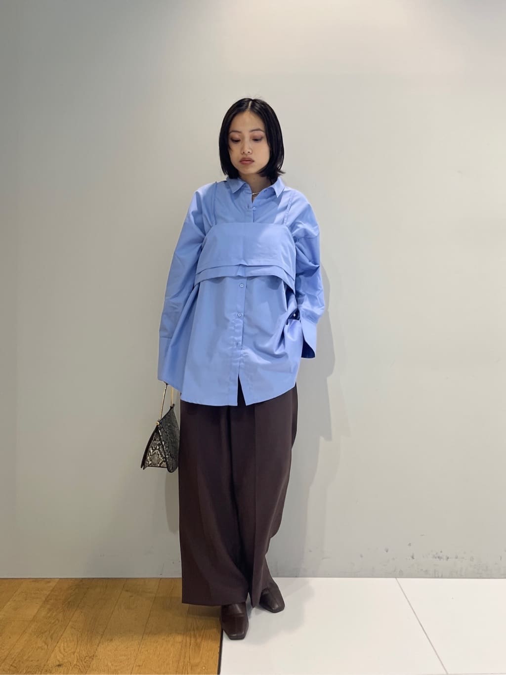 Harukaさんの「INDIVI｜Comfy SET UP｜イージーストレートワイドパンツ【セットアップ対応／通勤/カセット服】」を使ったコーディネート