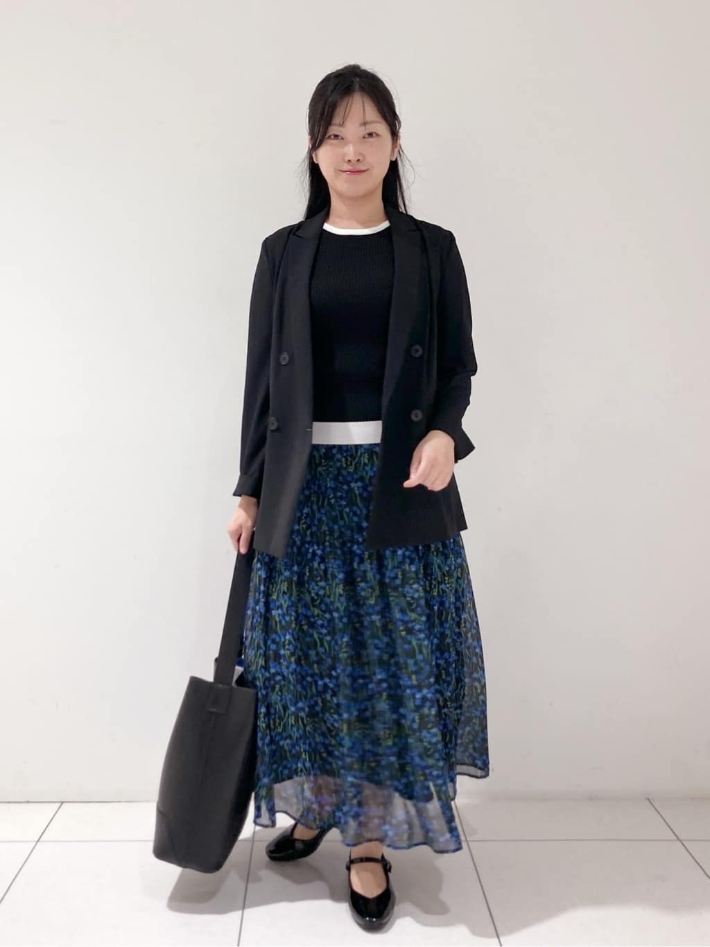 momokoさんの「INDIVI｜【軽く羽織れる！】ダブルジャケット」を使ったコーディネート