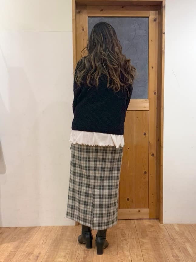 Ayana.さんの「SHOO･LA･RUE｜【S-LL/あったか】大人レディな着こなしに シャギーチェックスカート」を使ったコーディネート