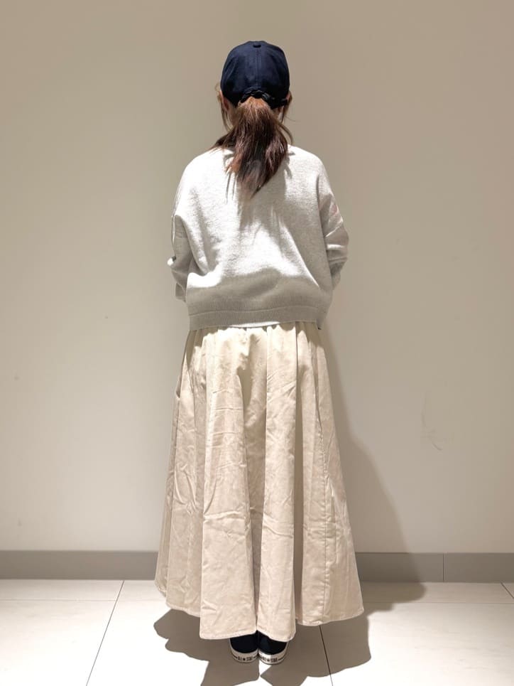 Liriさんの「Dessin｜【選べる首元デザイン/洗える】クルーネックロングTシャツ」を使ったコーディネート