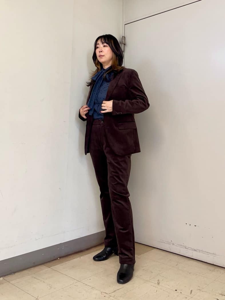 iwさんの「TAKEO KIKUCHI｜【Sサイズ～】ストレッチコーデュロイ ジャケット」を使ったコーディネート
