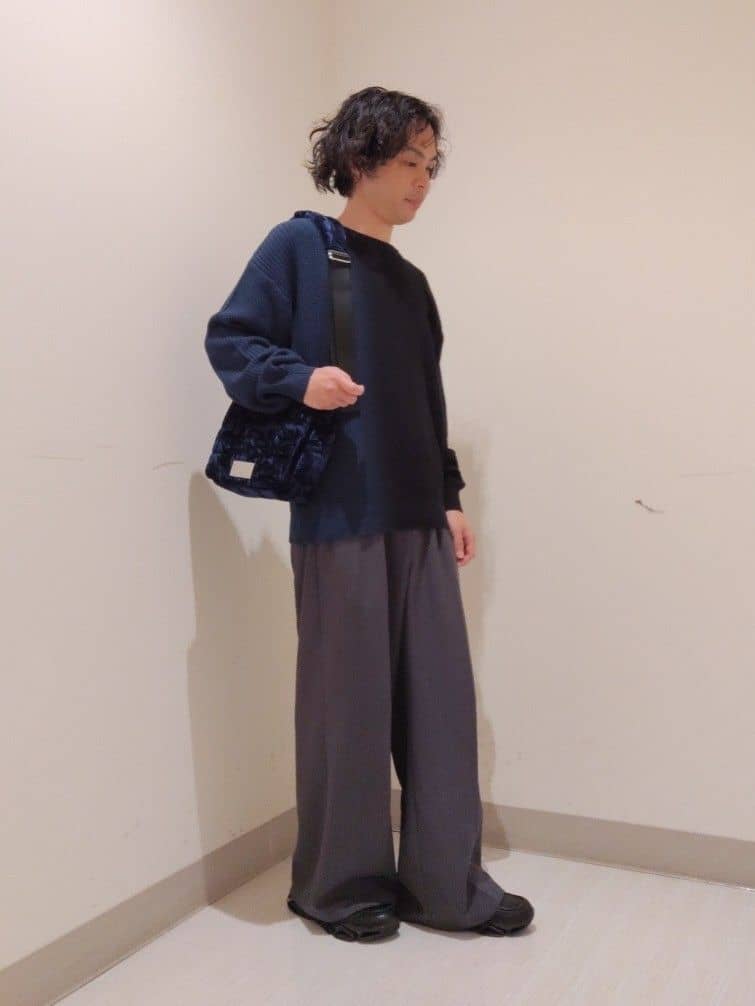 NAKANOさんの「tk.TAKEO KIKUCHI｜グラデダイニットプルオーバー」を使ったコーディネート