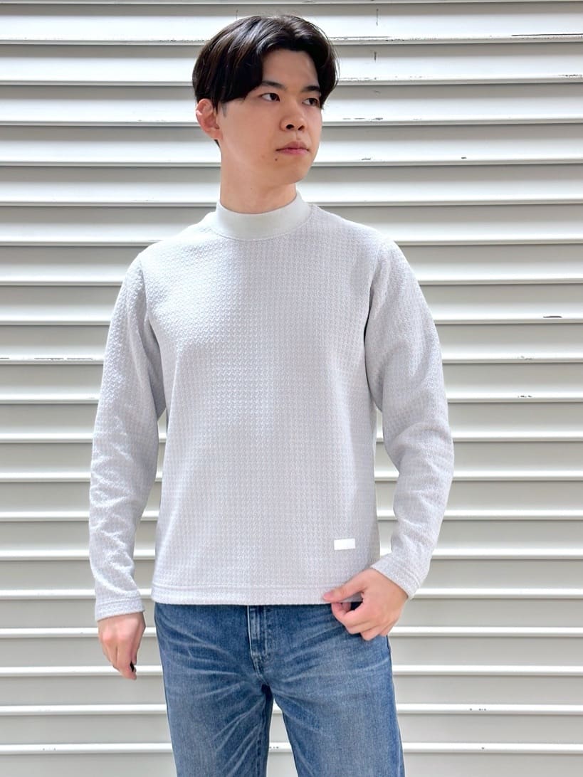 イッシーさんの「TAKEO KIKUCHI｜【JUST ONE LAYER】ダウンファブリック ジップアップ リブ ブルゾン」を使ったコーディネート
