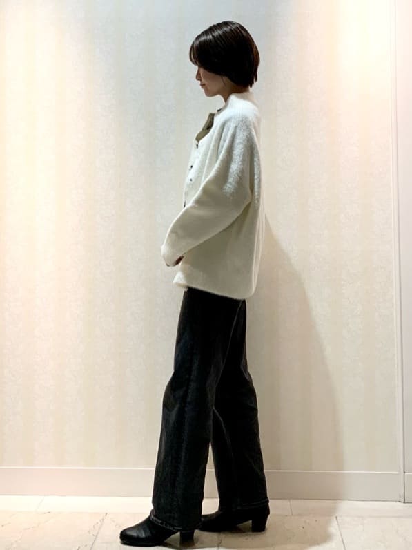 hikaruさんの「INDIVI｜【トレンド】衿付きワイドリブニット」を使ったコーディネート