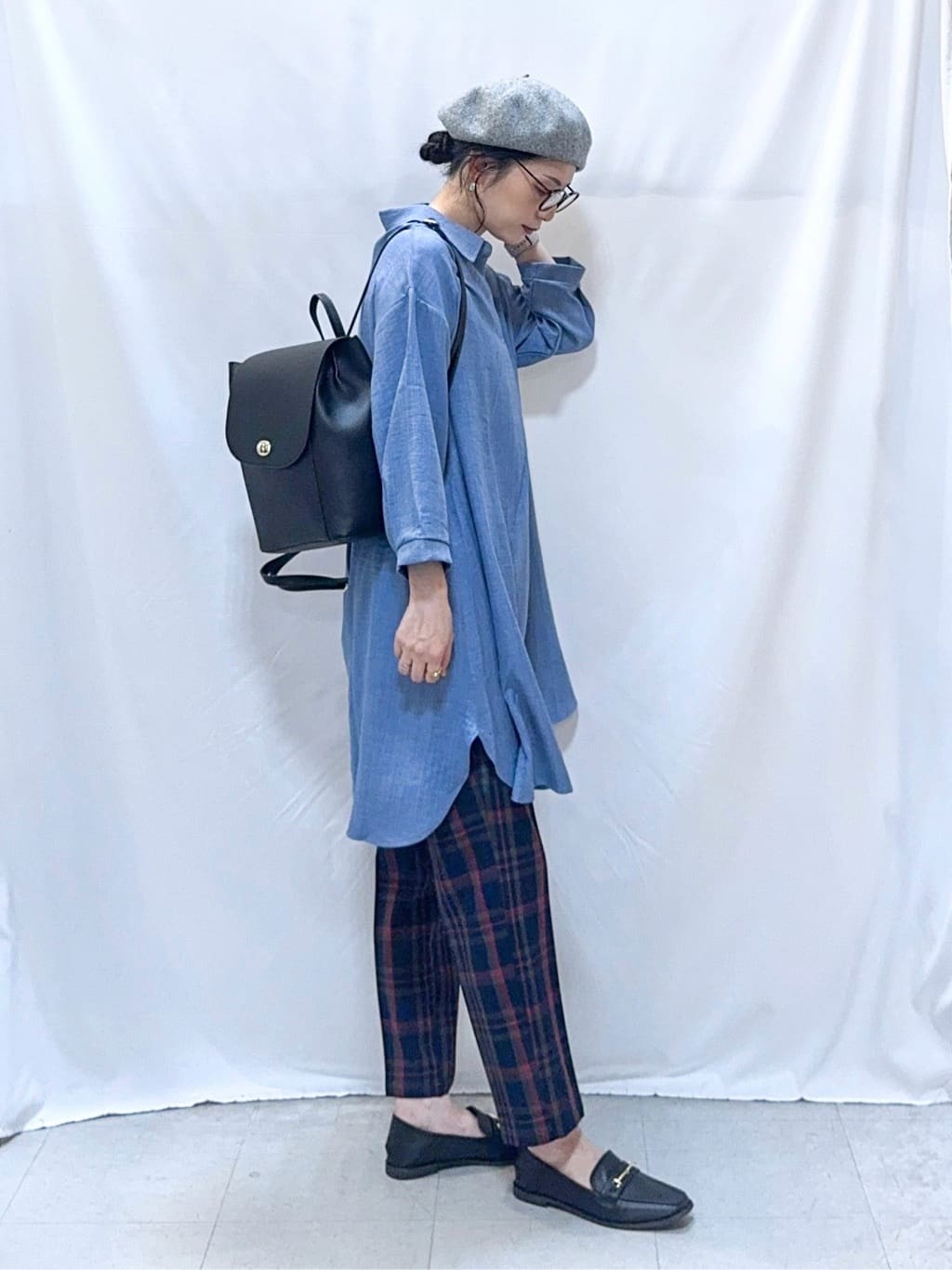 𝐇𝐢𝐫𝐨𝐦𝐢さんの「SHOO･LA･RUE｜【S-LL/体型カバー】さらっとしたタッチが魅力 デニムライクチュニック」を使ったコーディネート