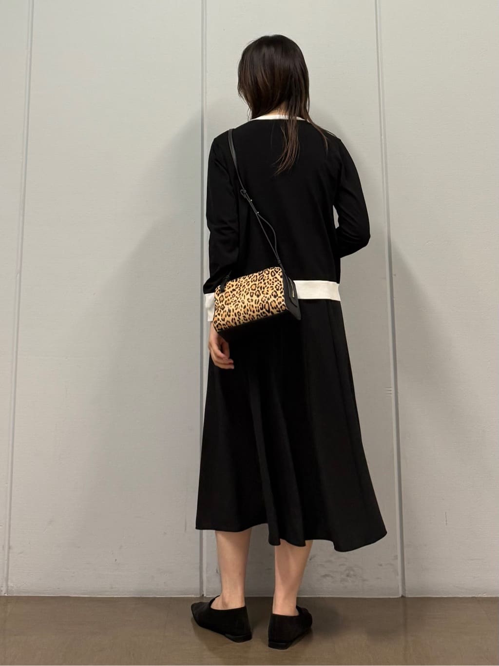 mizukiさんの「INDIVI｜【美シルエット】ノースリーブワンピース」を使ったコーディネート