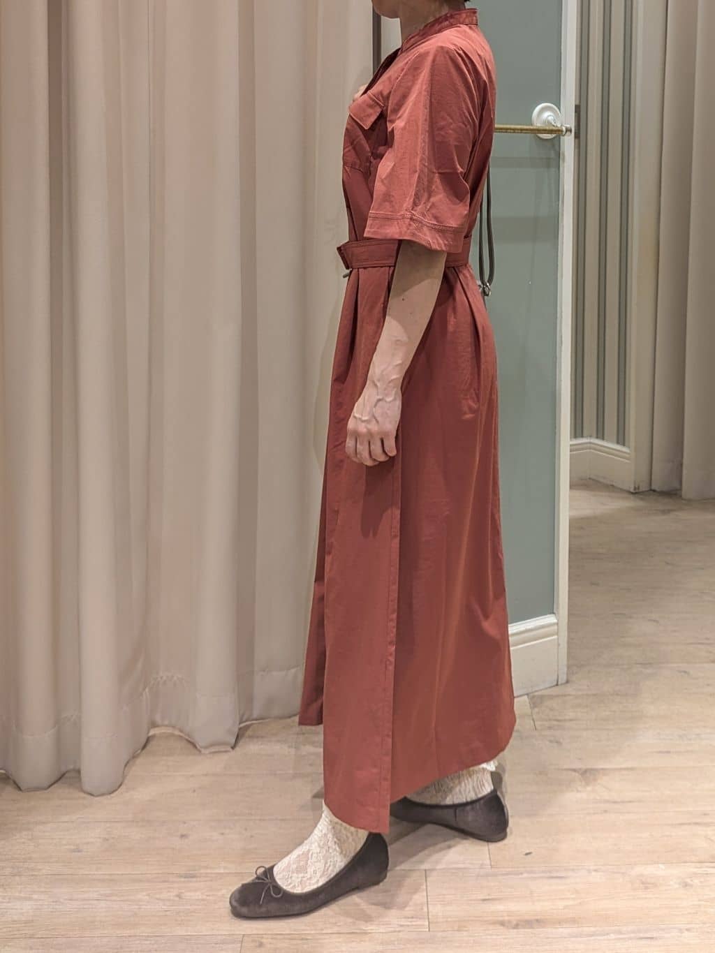 ちゃさんの「grove｜さっと二の腕カバー　大人な抜け感シアーラグランVネックカーデ」を使ったコーディネート