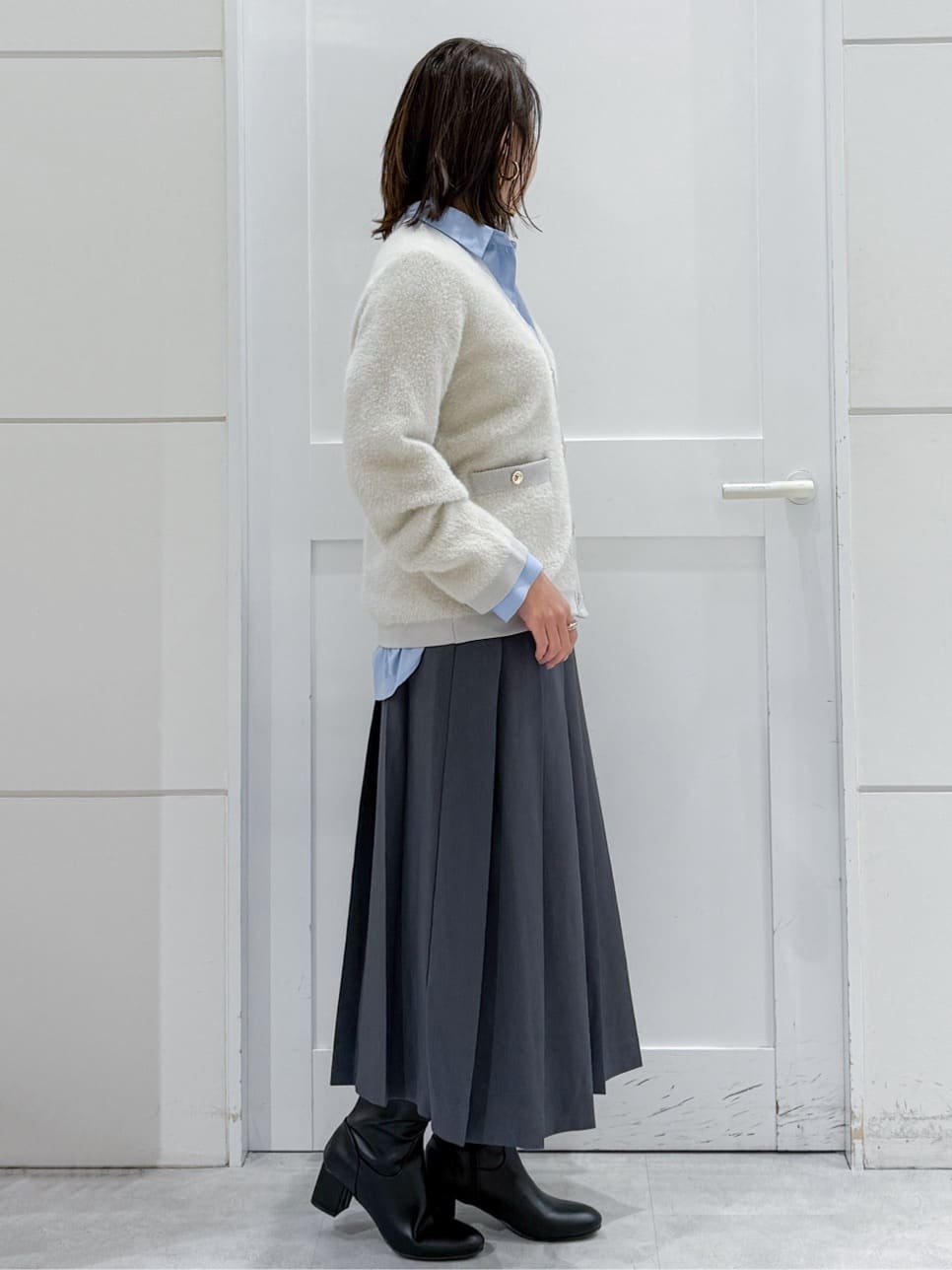 yuka.aさんの「OPAQUE.CLIP｜ポケット刺繍レギュラーカラーシャツ【洗濯機OK】」を使ったコーディネート