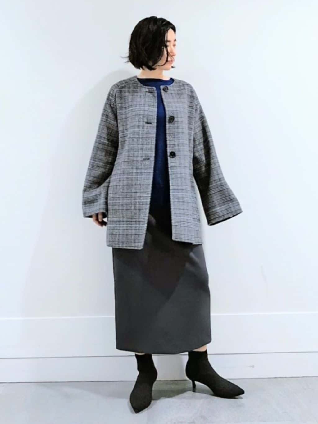ミズタさんの「UNTITLED｜【ミディ丈/軽やか】セミラグランリバー コート」を使ったコーディネート