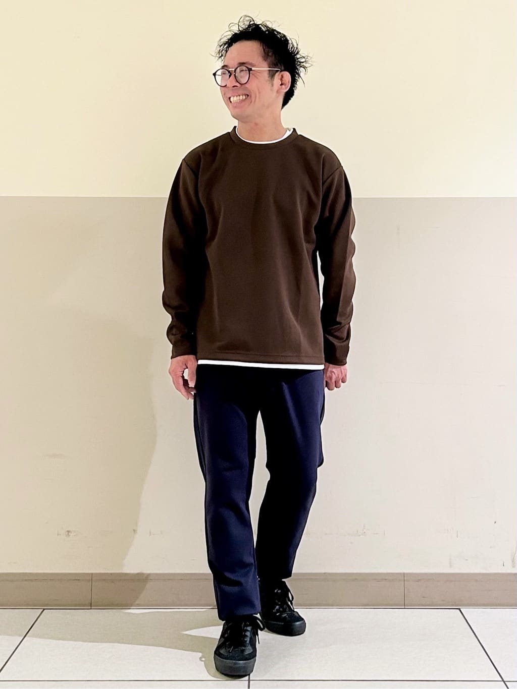 KENJI Iさんの「THE SHOP TK｜累計売上15万本突破！！360&deg;ストレッチ スマートムーブイージーパンツ 【洗濯機OK/ウエストゴム」を使ったコーディネート