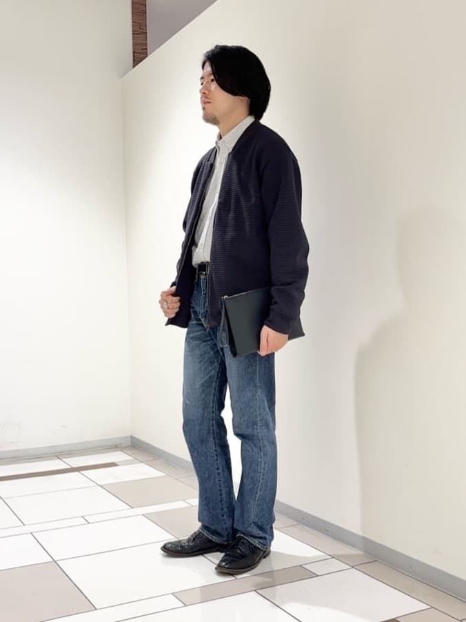 及川さんの「TAKEO KIKUCHI｜【抗菌防臭/シーズンレス】シアサッカーギンガムチェック ストレッチシャツ」を使ったコーディネート