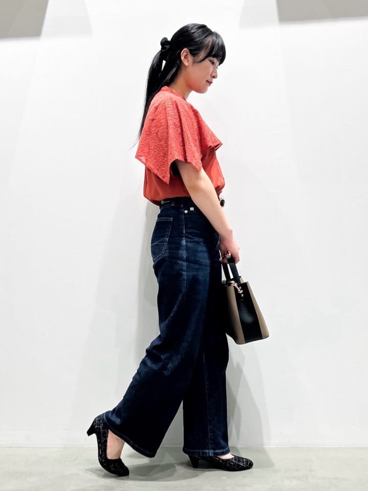seinaさんの「grove｜【SOMETHING&times;grove別注】LISAWIDE DENIM PANTS」を使ったコーディネート
