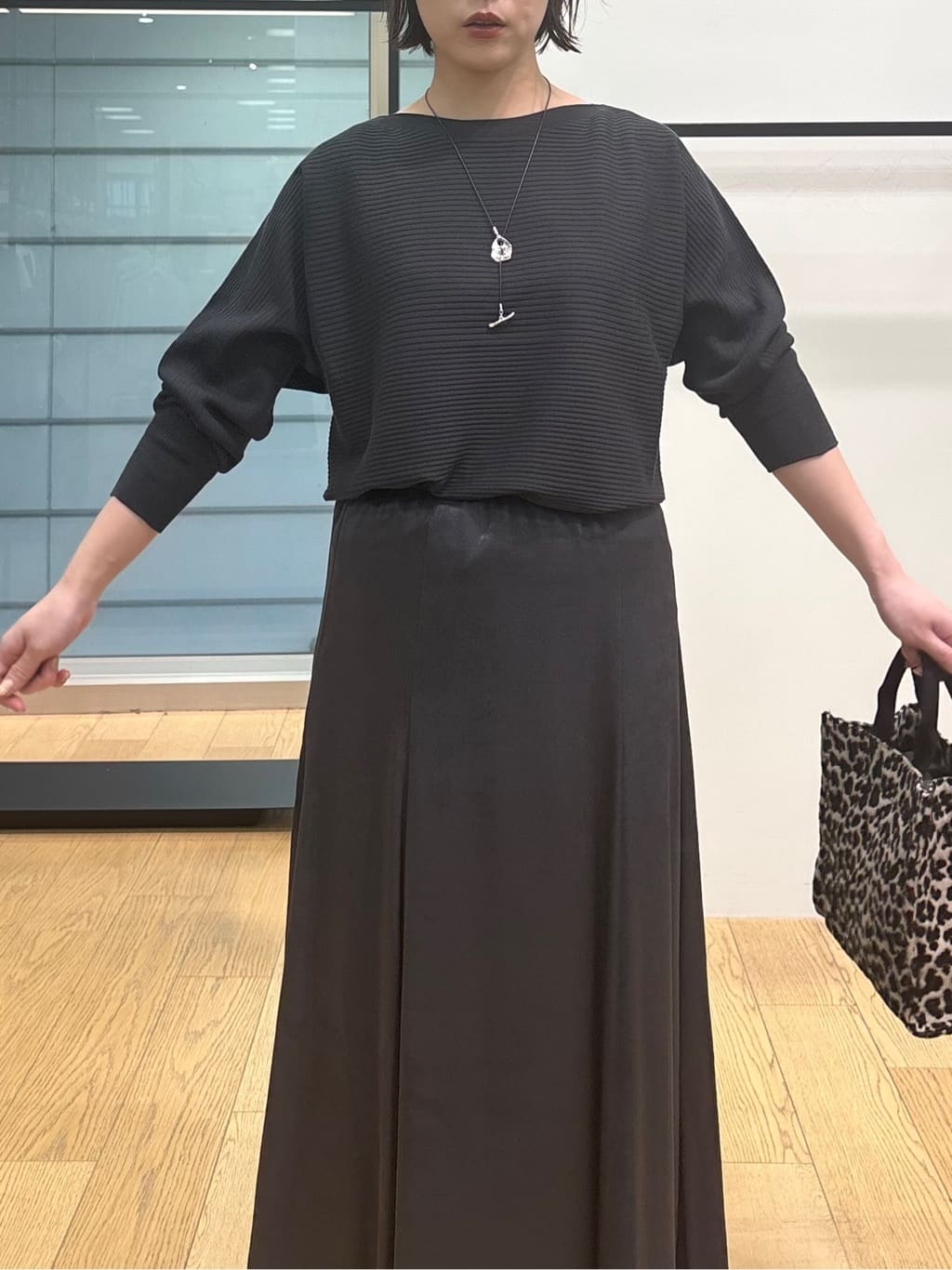 asamiさんの「INDIVI｜【洗える／体型カバー】美シルエットニット」を使ったコーディネート