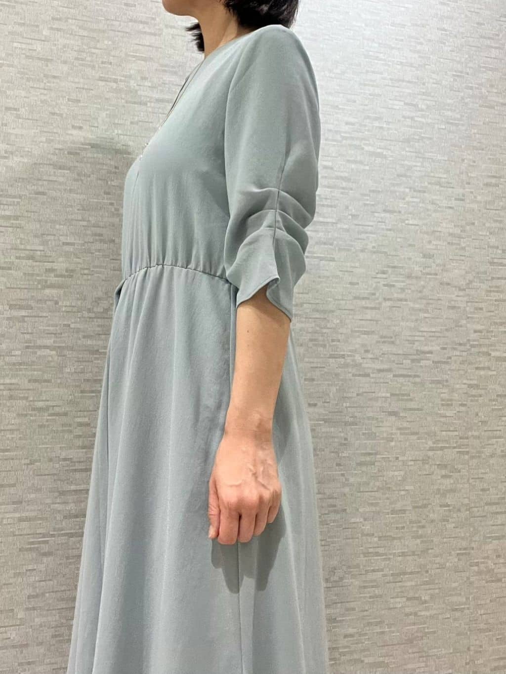 marikoさんの「Reflect｜【吸水速乾／防しわ】シルキープリーツワンピース」を使ったコーディネート