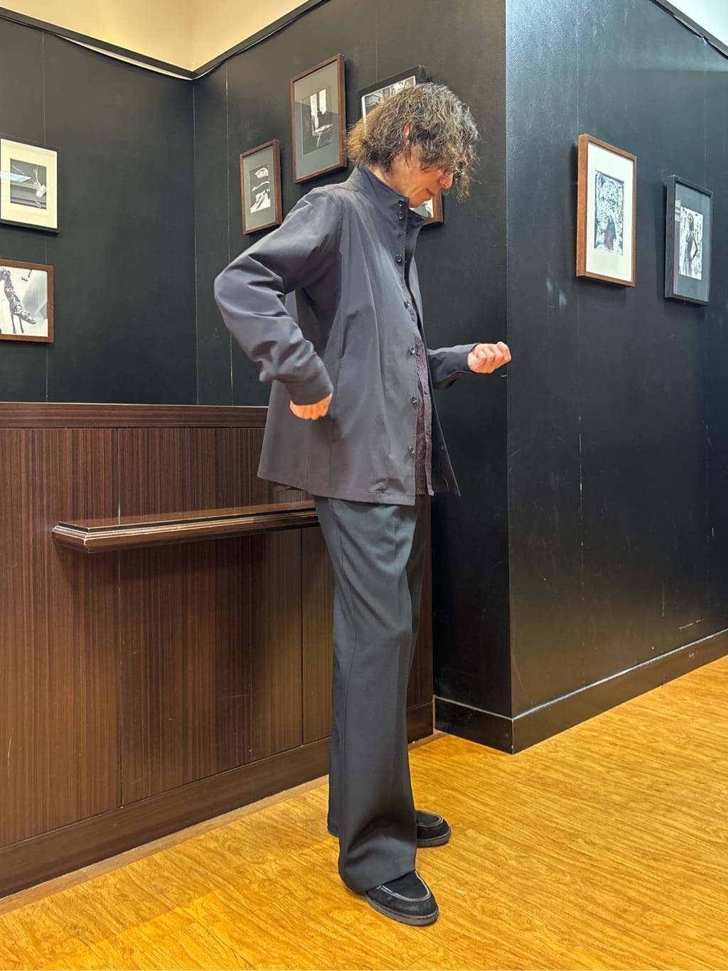 おーのさんの「TAKEO KIKUCHI｜【3D ナイロン ストレッチ】スタンドカラー シャツブルゾン」を使ったコーディネート