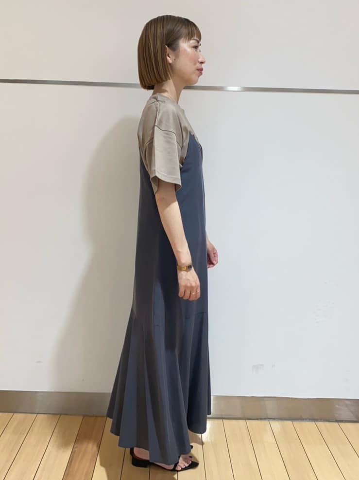 あやさんの「UNTITLED｜【コットン100/ゆったり/ショート丈/洗える】ベロアロゴTシャツ」を使ったコーディネート