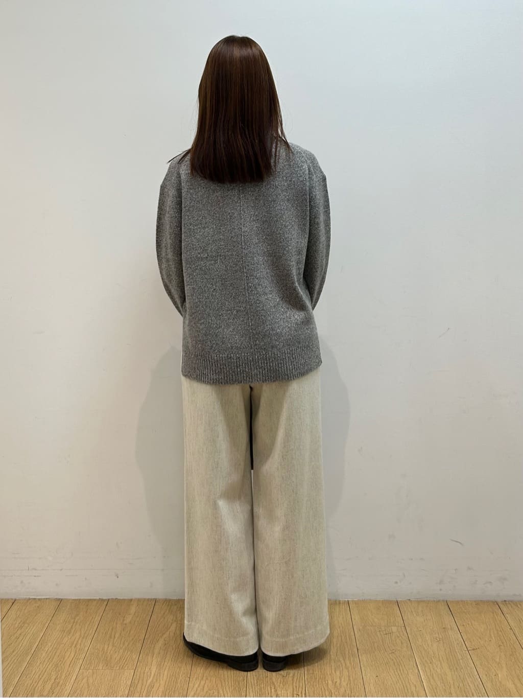 kozueさんの「INDIVI｜【冬ニット人気NO．1！／カシミヤ混】ミドルゲージハイネックニット」を使ったコーディネート