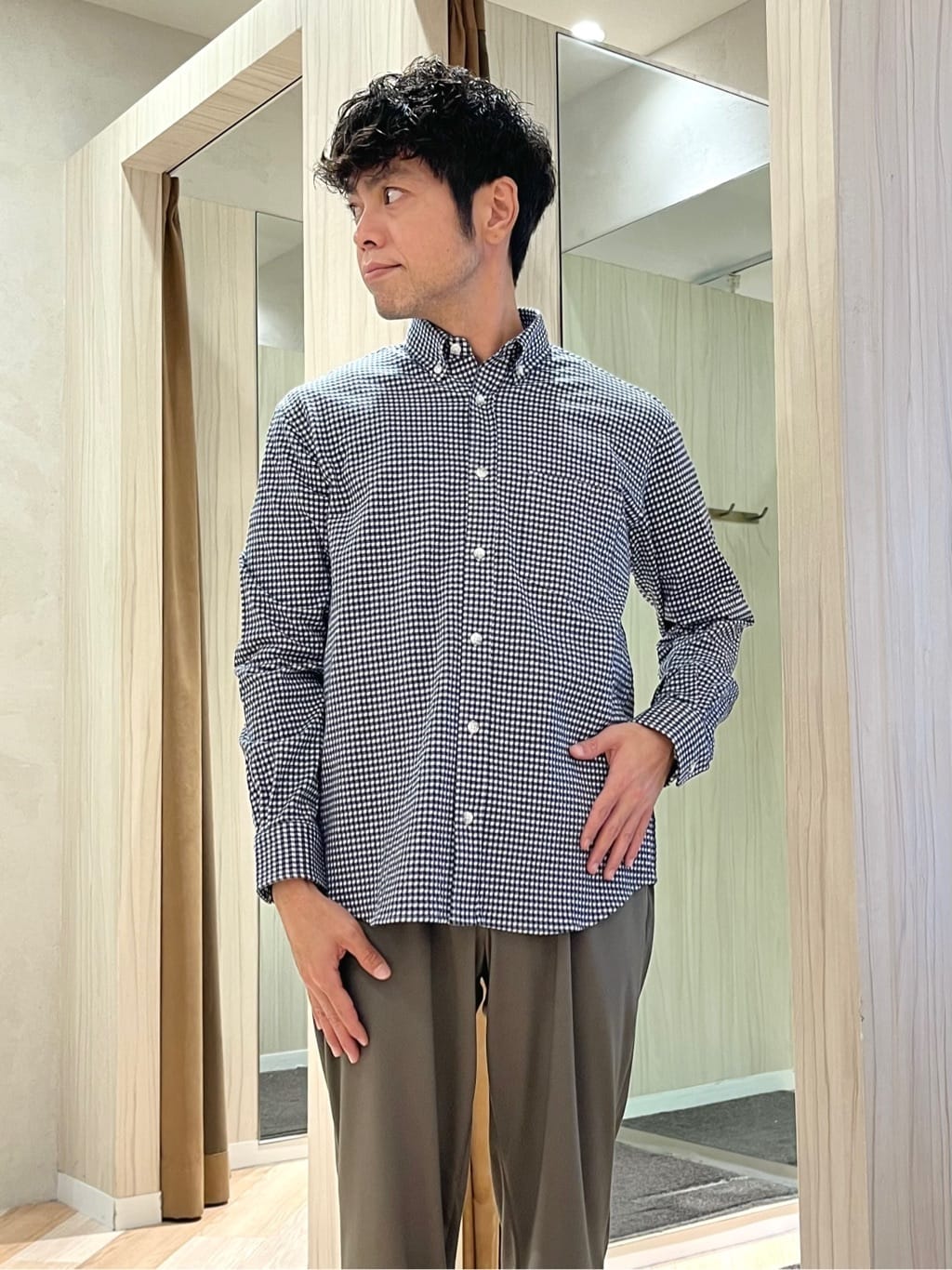 URAさんの「TAKEO KIKUCHI｜【JUST ONE LAYER】ダウンファブリックZIPパーカー」を使ったコーディネート