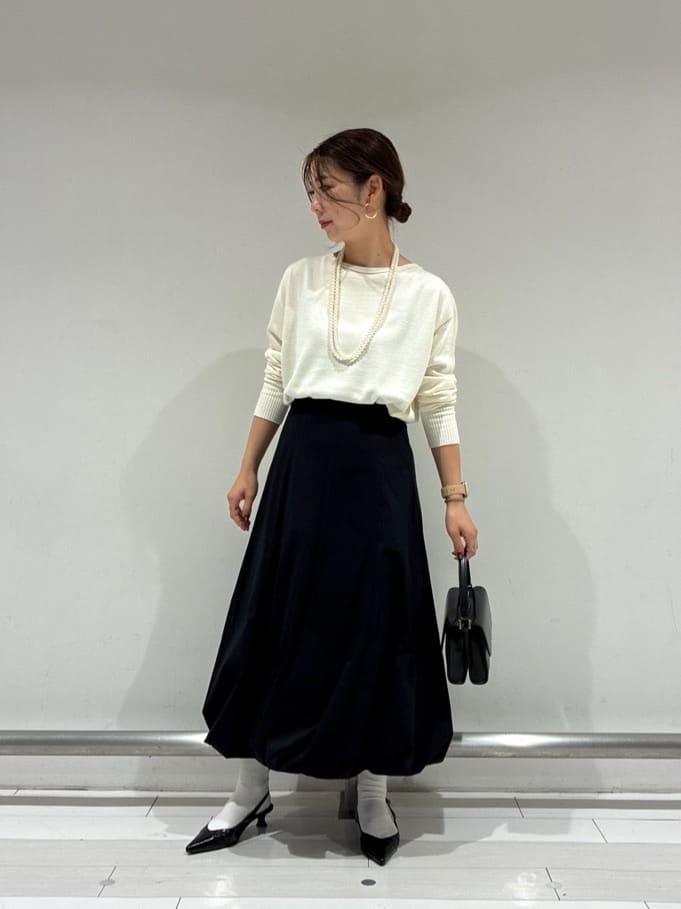 Rinさんの「UNTITLED｜【8色展開/体型カバー】魅せるタイムレスニット」を使ったコーディネート