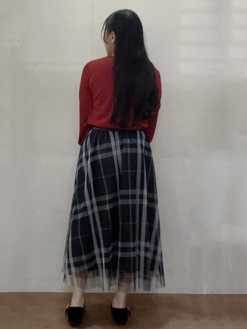 Hitomiさんの「index｜《美人百花掲載》ビジュークルーネックカーディガン【洗濯機洗い可／UVケア／接触冷感／抗ピル】」を使ったコーディネート