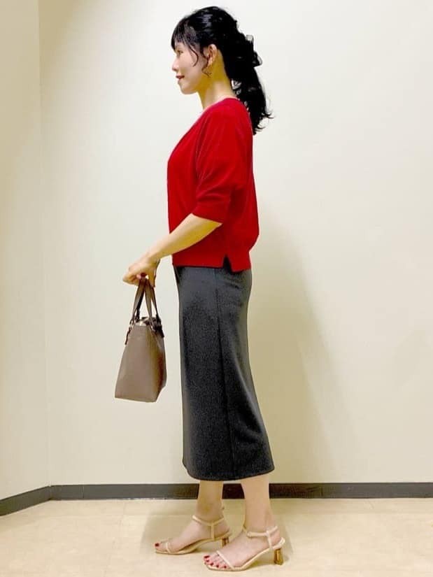  beni_gingerさんの「Reflect｜【インナーにおすすめ◎】シアーネックデザインプルオーバー」を使ったコーディネート
