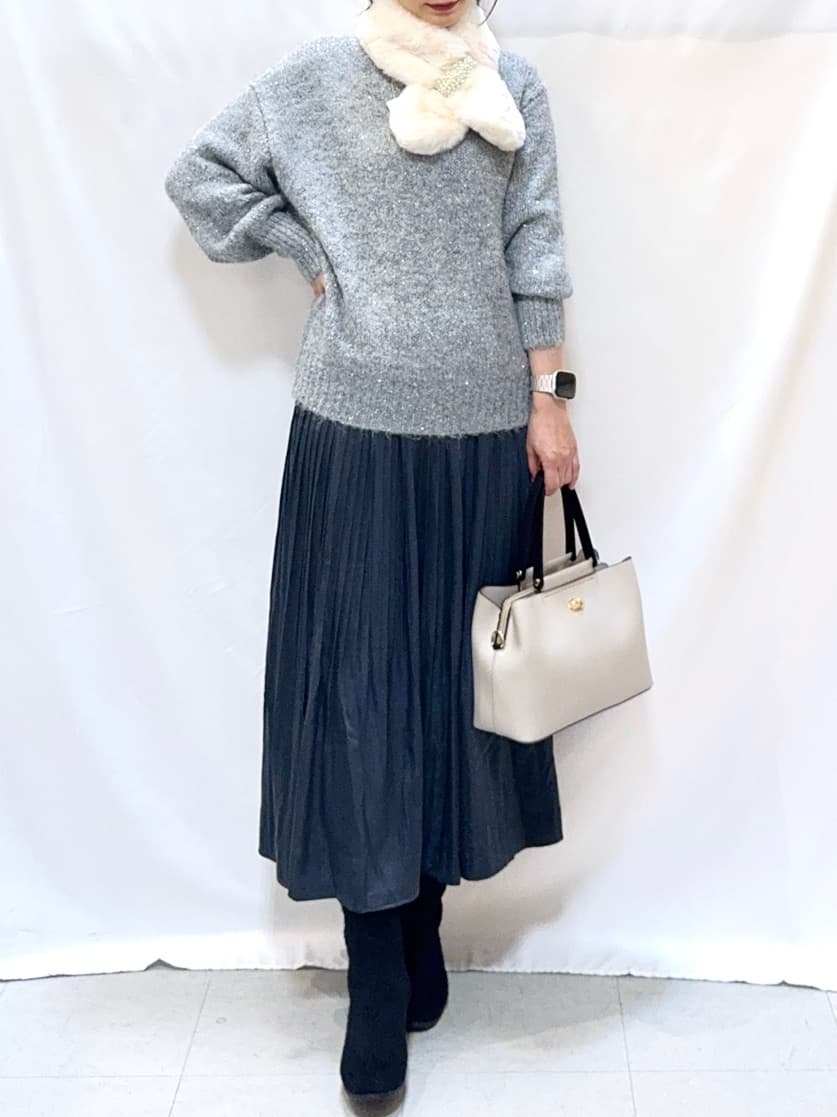 𝐇𝐢𝐫𝐨𝐦𝐢さんの「SHOO･LA･RUE｜起毛ニットブーツ」を使ったコーディネート