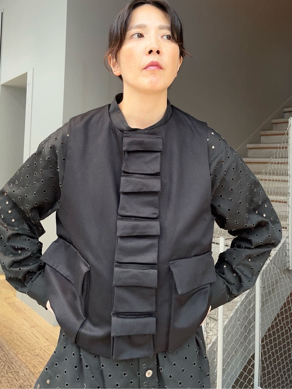 神野（jinno）さんの「TAKEO KIKUCHI｜ツイルオパールオーバーシャツ」を使ったコーディネート