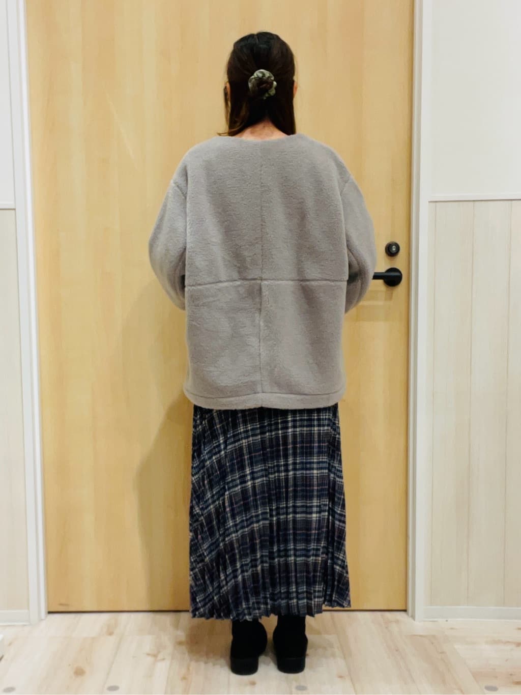 minamiさんの「SHOO･LA･RUE｜【S-LL】すっきり魅せてくれる チェックプリーツスカート」を使ったコーディネート