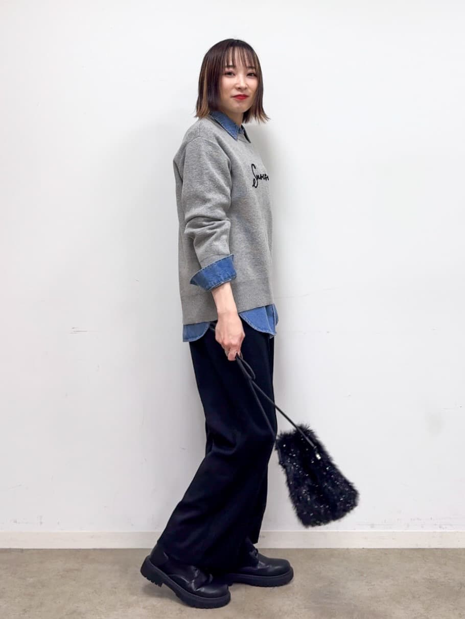 𝐜𝐡𝐢𝐤𝐚さんの「SHOO･LA･RUE｜【洗濯機可/S-LL/高レビュー】上品シルエットで美しい イージーワイドパンツ」を使ったコーディネート