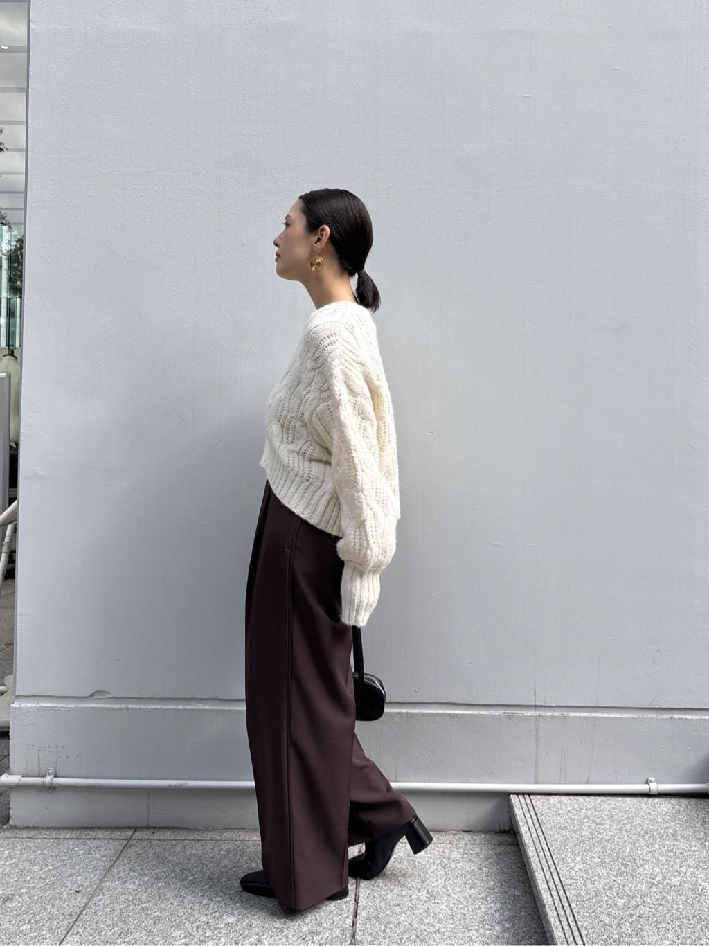 ayanoさんの「INDIVI｜Comfy SET UP｜イージーストレートワイドパンツ【セットアップ対応／通勤/カセット服】」を使ったコーディネート