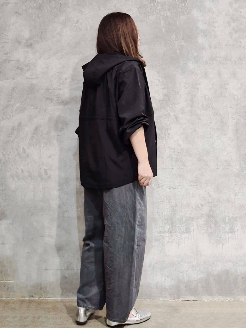 ひさえさんの「THE SHOP TK｜【mizugiwa/ラッシュガード】フロントジップパーカ/セットアップ可/接触冷感/UVケア/洗濯機」を使ったコーディネート