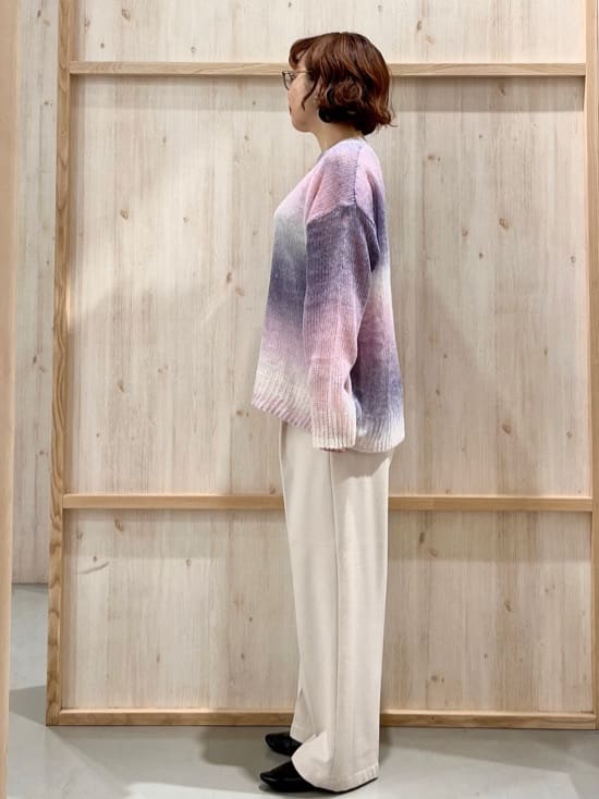nakoさんの「THE SHOP TK｜スペースダイ透かし編みニット」を使ったコーディネート