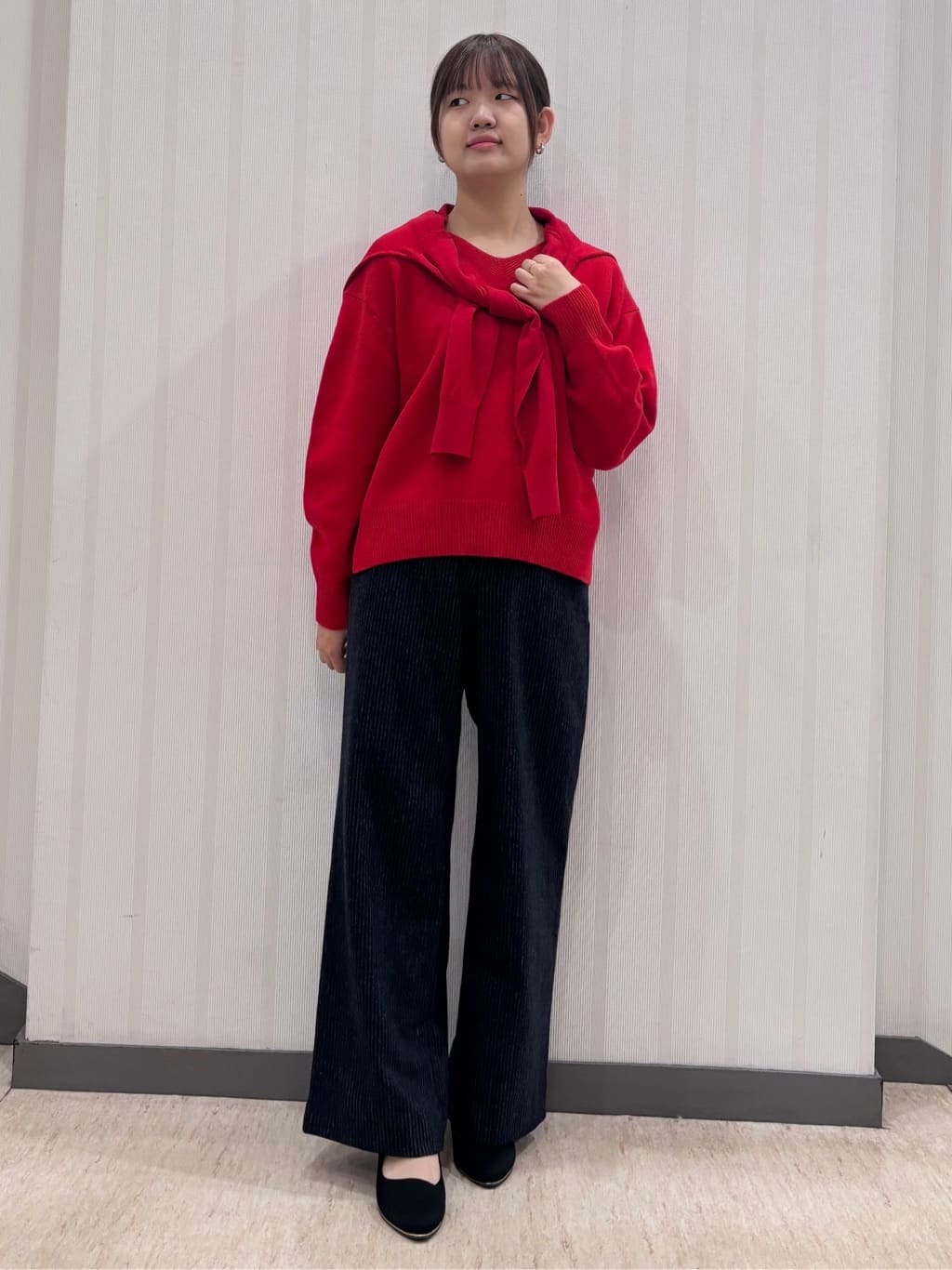 ちひさんの「INDIVI｜【褒められパンツ／ウール混】ウォームウール ワイドパンツ」を使ったコーディネート