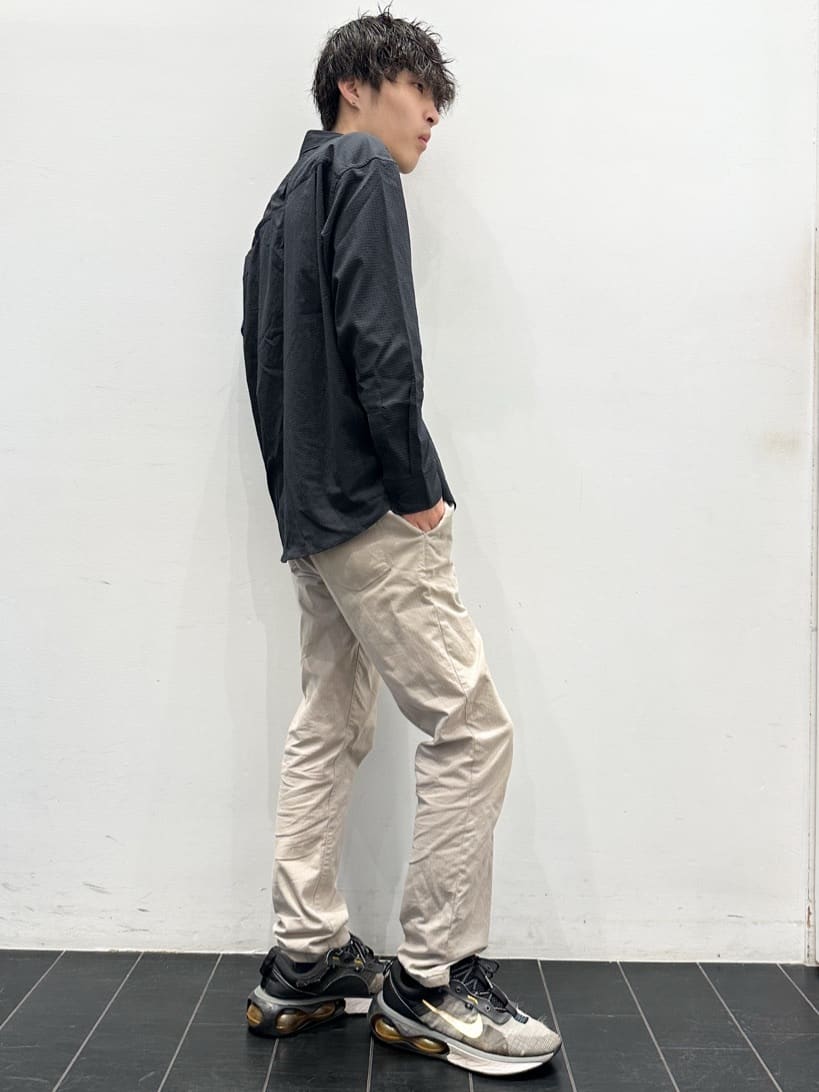 ちびちゃんさんの「THE SHOP TK｜【オールシーズン穿ける！】7DAYSストレッチへリンボンパンツ　ON&hArr;OFF兼用」を使ったコーディネート