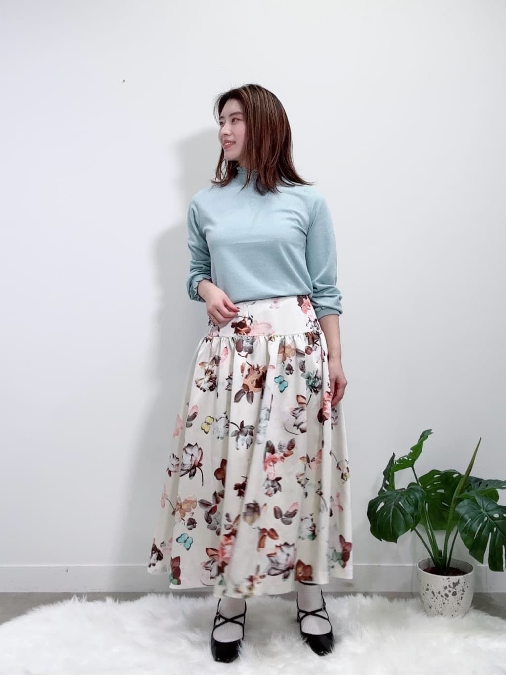Suma Una本部スタッフさんの「SunaUna｜【SS～Lサイズ展開／6色展開】パール調ニット」を使ったコーディネート