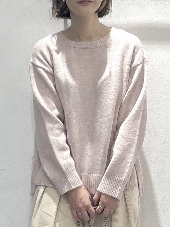 たけねぇさんの「OPAQUE.CLIP｜リラクシークルーネックニット【洗濯機OK】」を使ったコーディネート