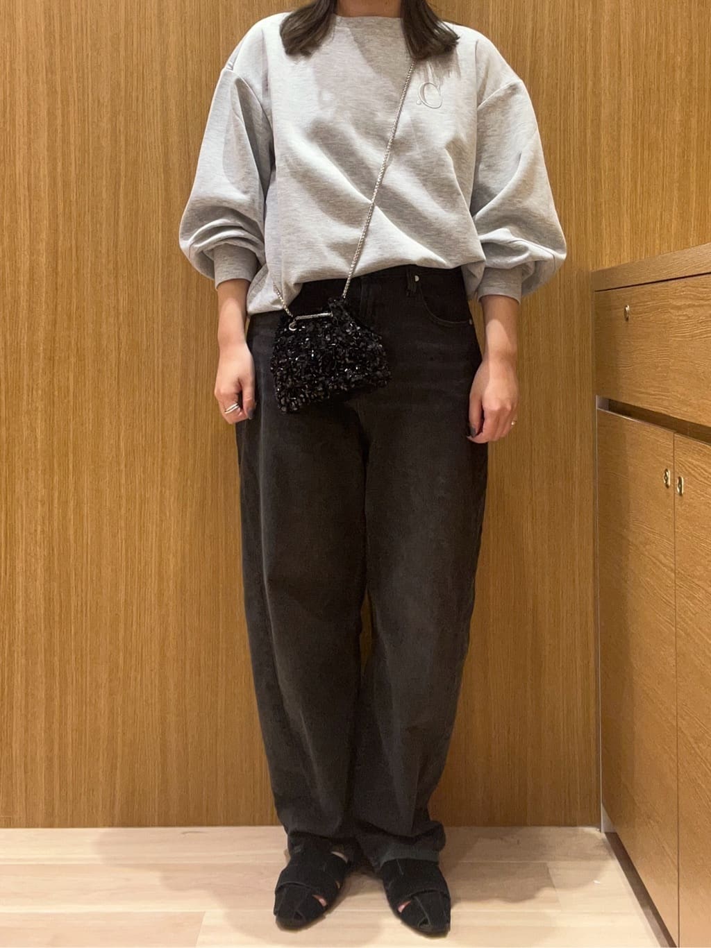 mizukiさんの「OPAQUE.CLIP｜ストレッチバレルレッグデニム【洗濯機洗い可】」を使ったコーディネート