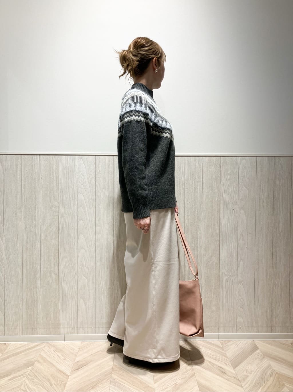 shokoさんの「SHOO･LA･RUE｜【撥水/洗える】ショートフーディーダウン」を使ったコーディネート