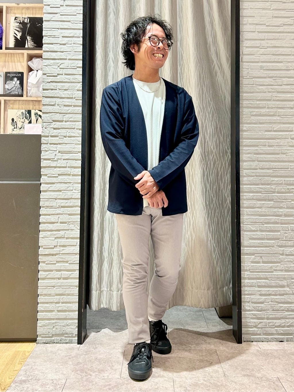 KENJI Iさんの「THE SHOP TK｜シャリルジャージ カーディガン 洗濯機OK/吸水速乾/イージーケア/セットアップ可」を使ったコーディネート