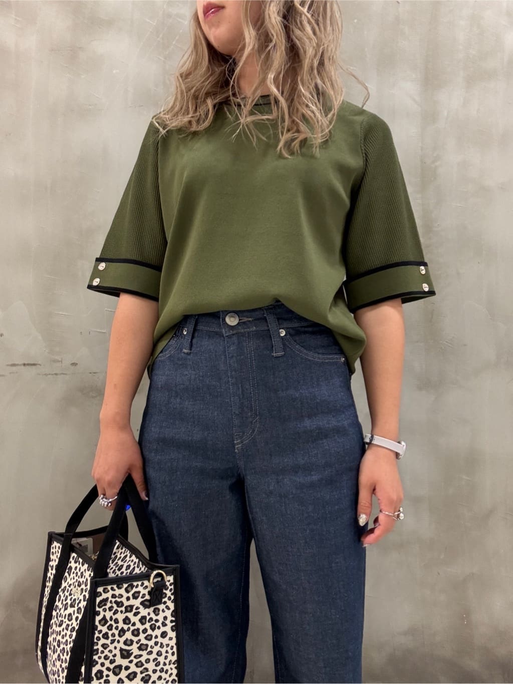 minaさんの「grove｜【SOMETHING&times;grove別注】LISAWIDE DENIM PANTS」を使ったコーディネート