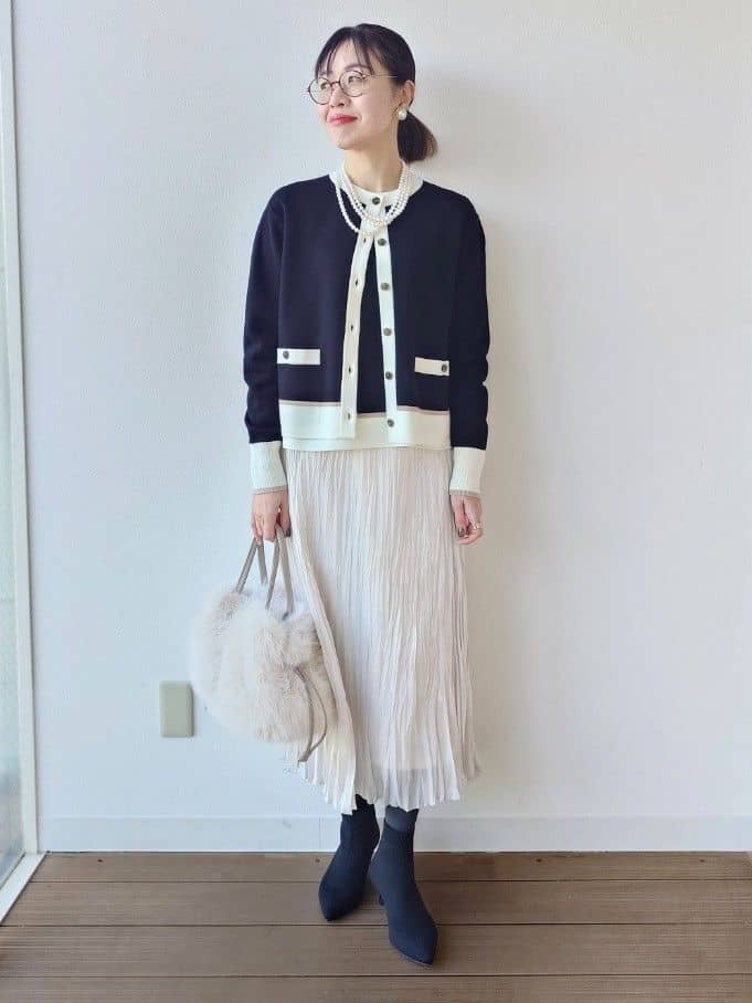 MUTSUKOさんの「UNTITLED｜【アンサンブル可/ジャケット風】ウールミラノリブカーディガン」を使ったコーディネート