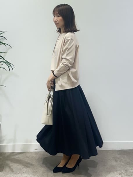 Miwaさんの「UNTITLED｜【アンサンブル可/薄手】ベーシッククルーネックカーディガン」を使ったコーディネート