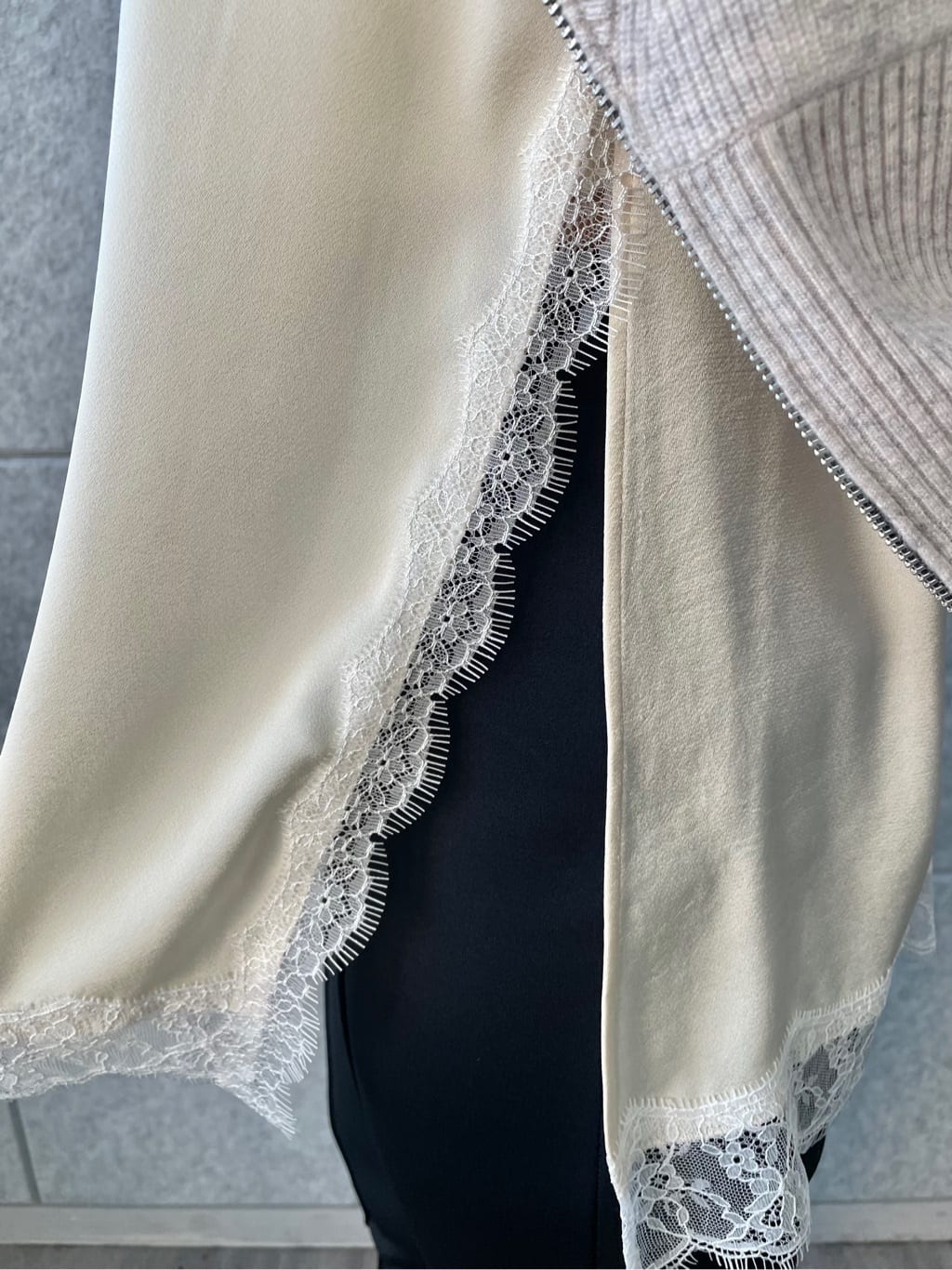 kanakoさんの「CODE A｜zip form cardigan」を使ったコーディネート