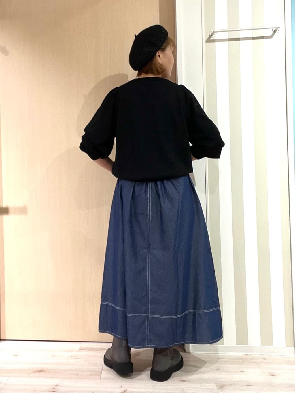 ぷくりんさんの「SHOO･LA･RUE｜【洗濯機可/S-LL/アンサンブル可】8分袖で手元を華奢に魅せる さらっとタッチニット」を使ったコーディネート