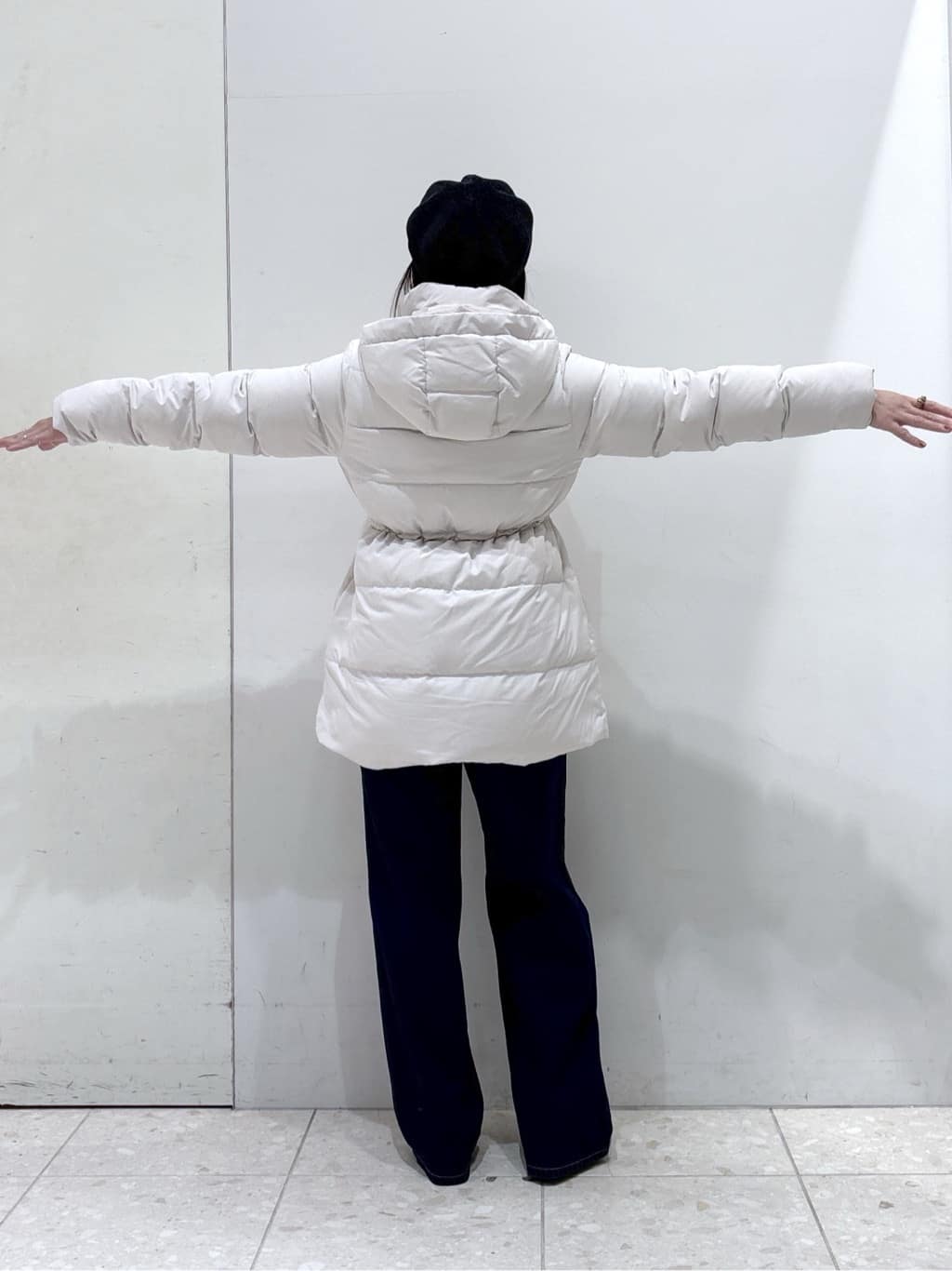 mameさんの「OPAQUE.CLIP｜KAWADAダウンドロストミドルコート【撥水／洗濯機OK／2WAY／静電気防止裏地】《XS～3L》」を使ったコーディネート
