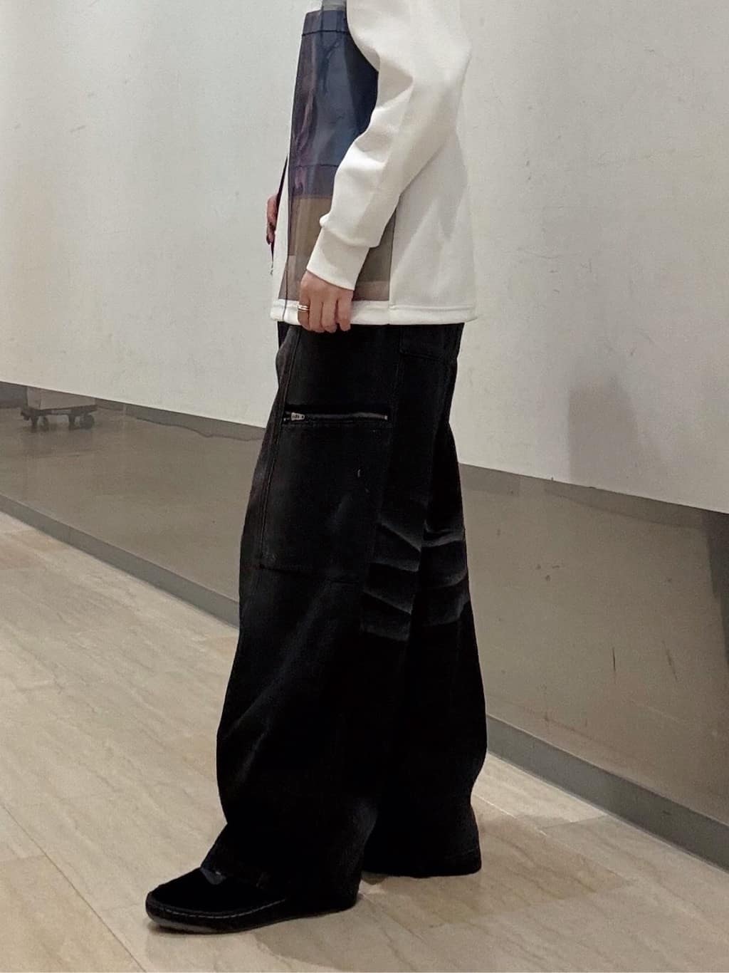 Renaさんの「tk.TAKEO KIKUCHI｜長袖 サイドスタックプリントカットソー」を使ったコーディネート