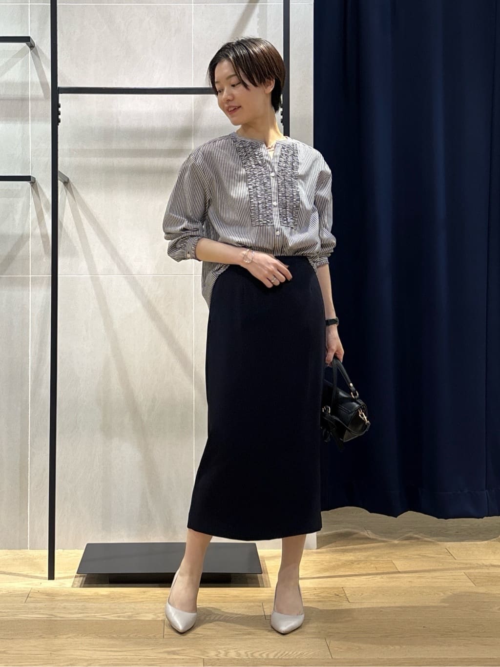 kanaeさんの「INDIVI｜【洗える】胸元タックフリル長袖ブラウス」を使ったコーディネート