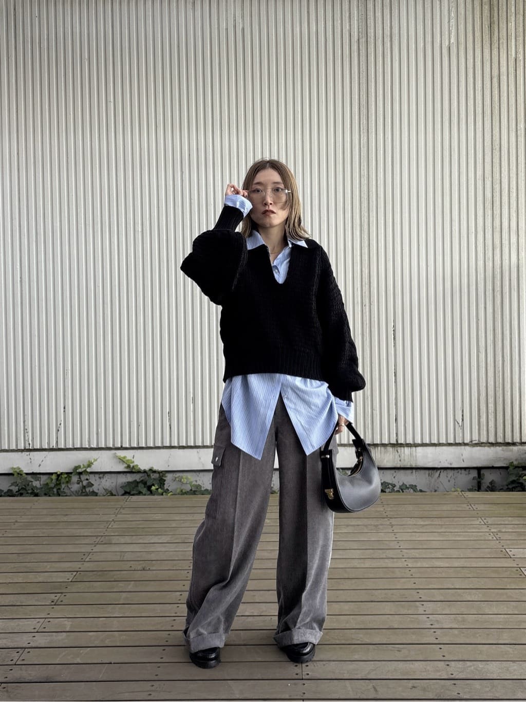 kotakiさんの「INDIVI｜スキッパーフォルムニット」を使ったコーディネート